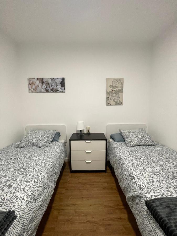 Apartamento Centrico En Berga - Alברגה מראה חיצוני תמונה