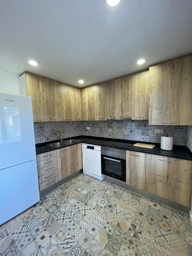 Apartamento Centrico En Berga - Alברגה מראה חיצוני תמונה