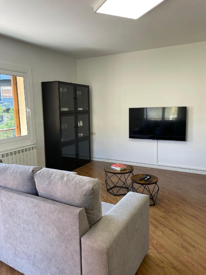 Apartamento Centrico En Berga - Alברגה מראה חיצוני תמונה