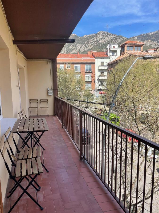 Apartamento Centrico En Berga - Alברגה מראה חיצוני תמונה